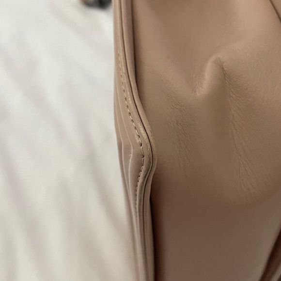 Chanel Boy Flap Bag Chevron Lambskin Old Medium - Picture 5 of 14